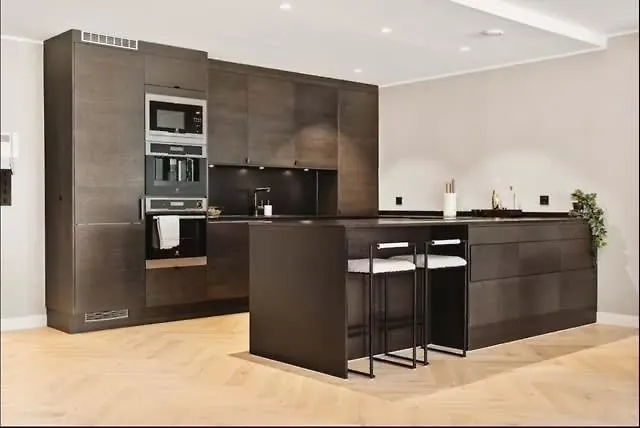 High End 2br - Balcony - Harbour View *